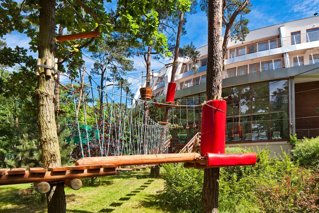 Hotel Dom Zdrojowy Resort & Spa - Destigo Hotels ヤスタルニャ エクステリア 写真