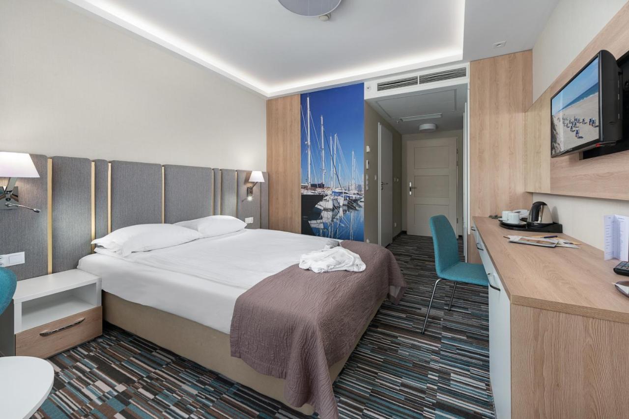 Hotel Dom Zdrojowy Resort & Spa - Destigo Hotels ヤスタルニャ エクステリア 写真