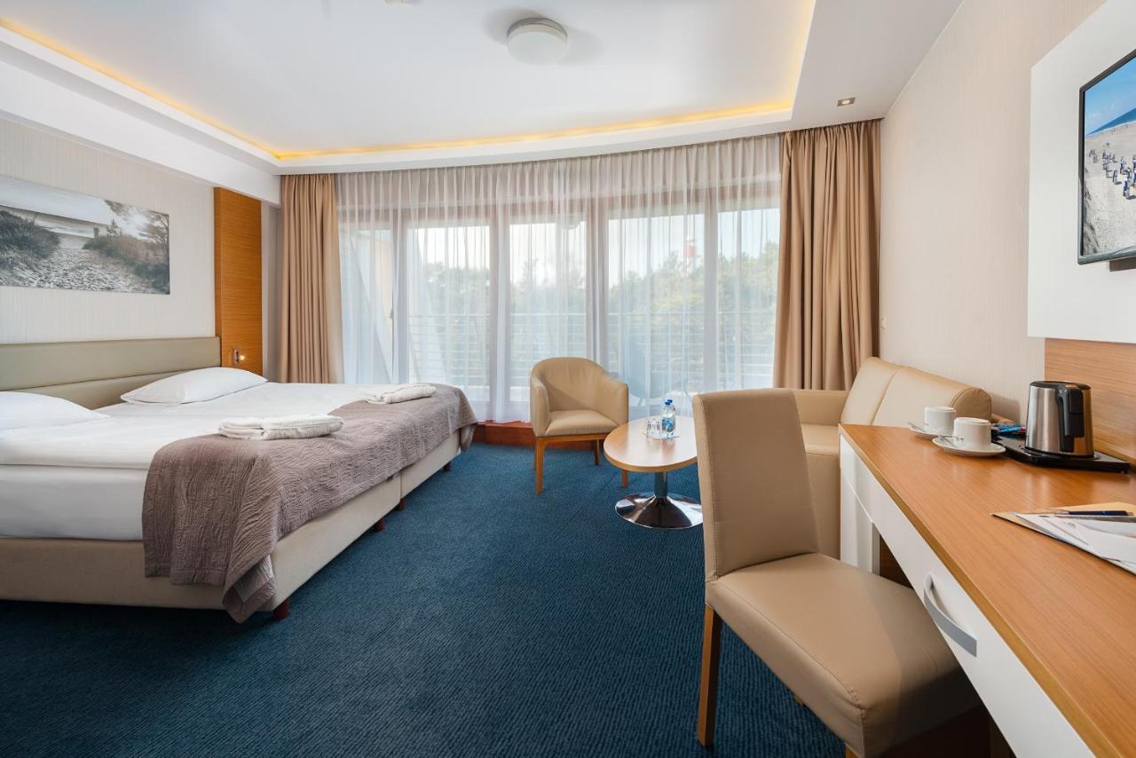 Hotel Dom Zdrojowy Resort & Spa - Destigo Hotels ヤスタルニャ エクステリア 写真
