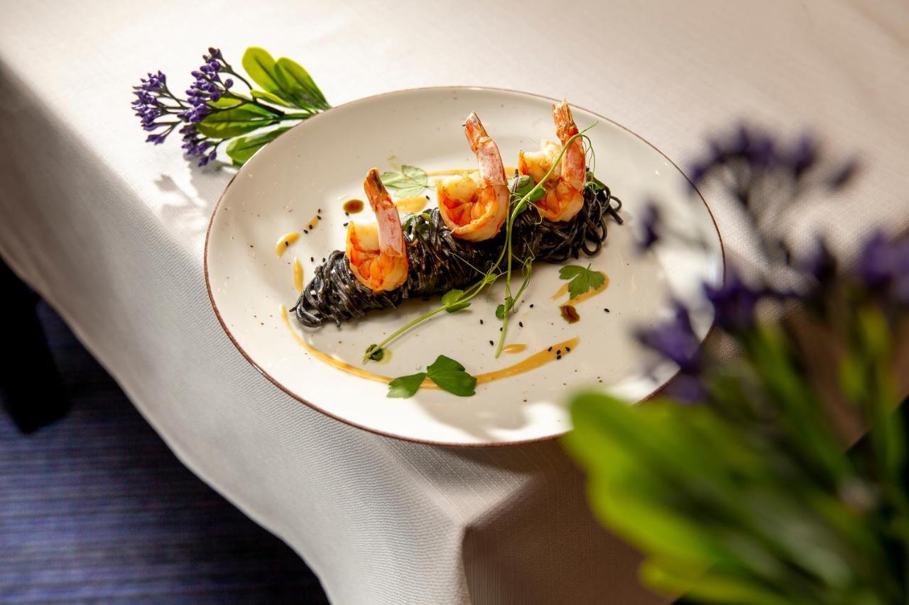 Hotel Dom Zdrojowy Resort & Spa - Destigo Hotels ヤスタルニャ エクステリア 写真