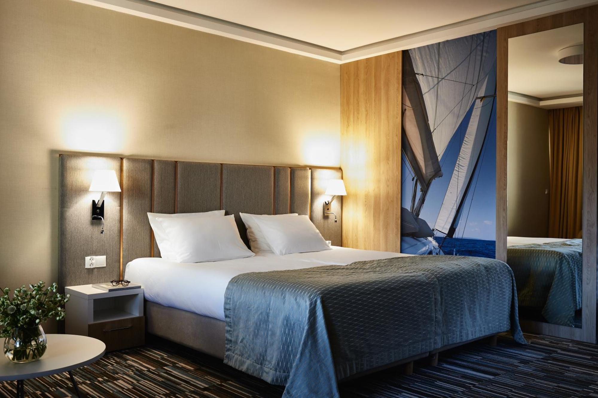 Hotel Dom Zdrojowy Resort & Spa - Destigo Hotels ヤスタルニャ エクステリア 写真