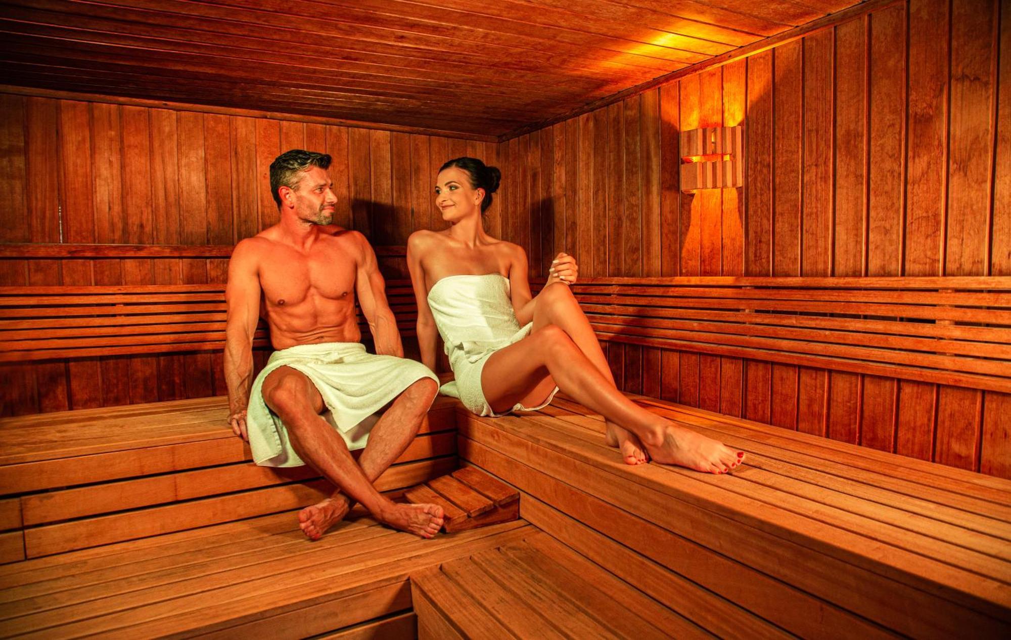 Hotel Dom Zdrojowy Resort & Spa - Destigo Hotels ヤスタルニャ エクステリア 写真