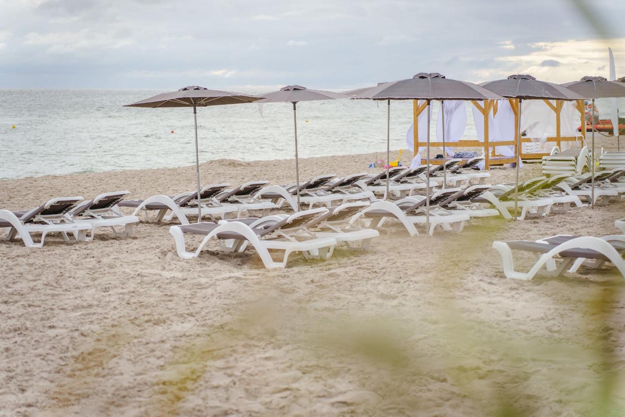 Hotel Dom Zdrojowy Resort & Spa - Destigo Hotels ヤスタルニャ エクステリア 写真